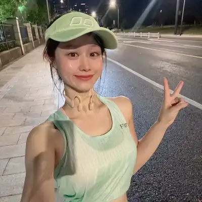 秦凡